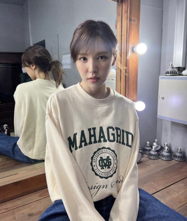 [Mahagrid] Red Velvet Wendy, Oh My Girl, Stray Kids Authentic Sweatshirt (4 Colors) *LIMITED TIME SALES*