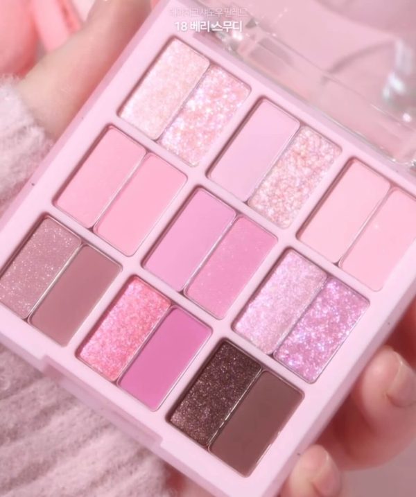[Dasique] 18 Berry Smoothie Eye Shadow Palette  *Spring Limited*