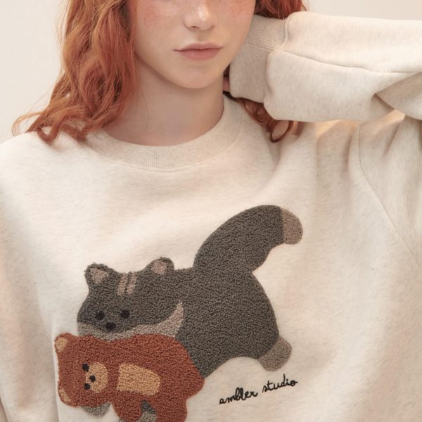 [Ambler] 24FALL AMM1208 Cat Biting Teddy Bear Overfit Sweatshirt (2 Color) *Seasonal Limited*