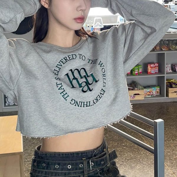 [Muah Muah] Stitch Logo Crop Sweatshirt (2 Color) *Seasonal Limited*