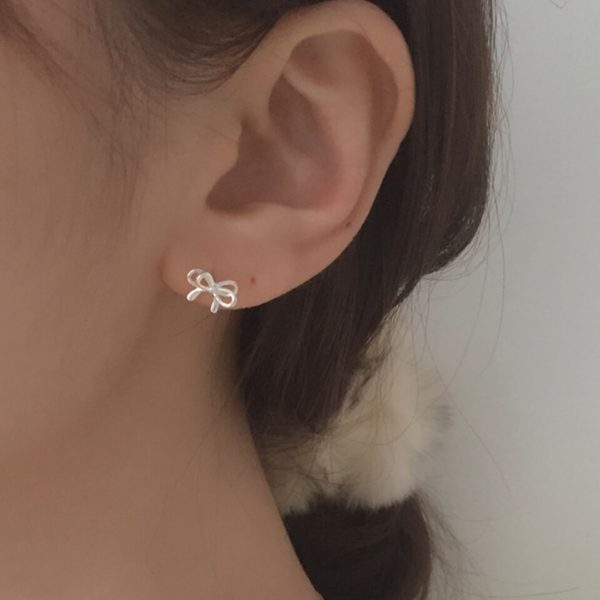 [Moat] Double Ribbon Earring (Silver925)
