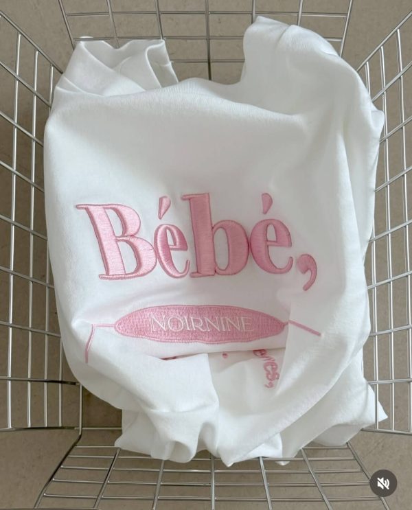 [Noirnine] Bébé Soft Embo T-shirts (2 Color) *25SS New* *Made in Korea*