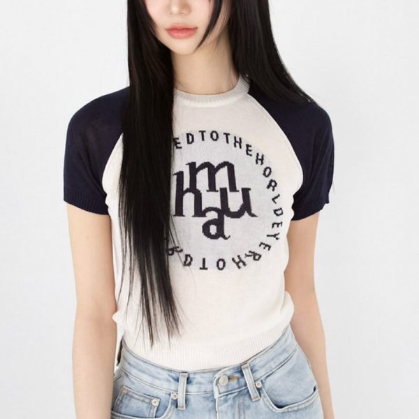 [Muah Muah] Jacquard Logo Raglan Half Knit (2 Color)