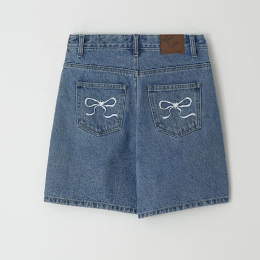 ショートパンツ RONRON BACK POCKET RIBBON DENIM HALF PANTS LIGHT BLUE RonRon] Back Pocket Ribbon Denim Half Pants (Light Blue