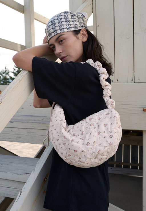 【CARLYN】人気/花柄ガーリー/送料税込★ Flower Cozy ★ 2COLOR CARLYN FLOWER COZY PINK – SeoulSeoul